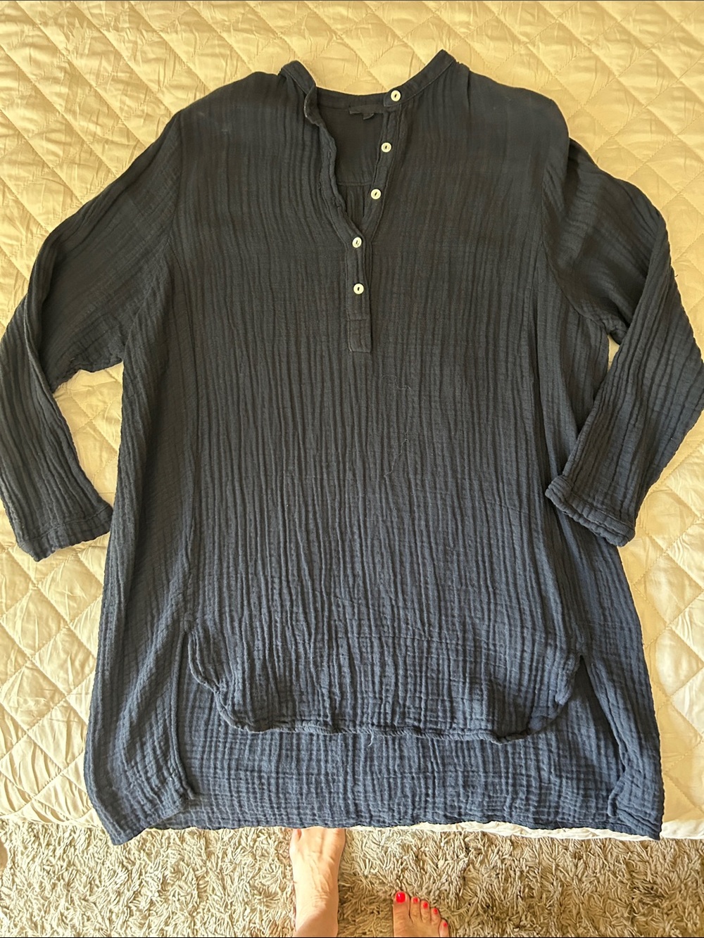 Women’s Navy Long-Sleeve Textured Button Henley tunic Shirt